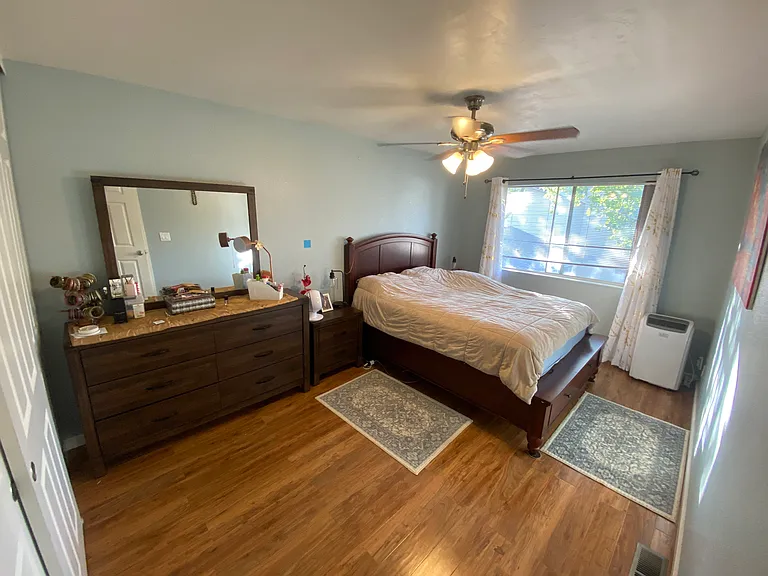 2472 Clear Spring Ct — Photo 12