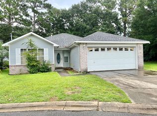 1838 Brick Cir, Fort Walton Beach, FL 32547