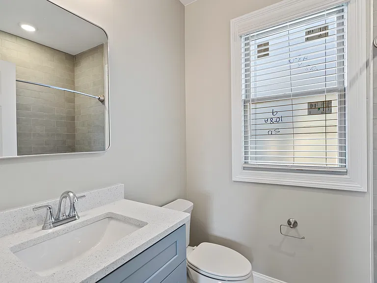 2161 Monroe Ave — Photo 23