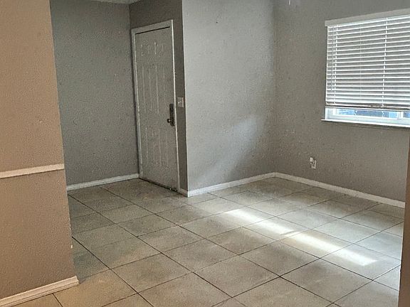 5th image of 6144 Camino De Rosa Dr #4