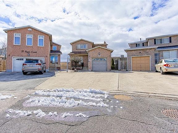 2nd image of 39 Regis Ct