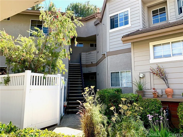 24354 Sage Ct #230 — Photo 2