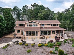 560 Foxfield Ln, Lancaster, VA 22503