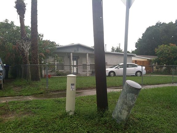 2nd image of 6818 Mandarin Dr
