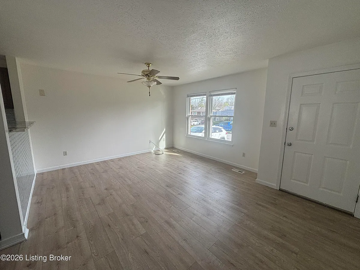 Building Photo - 8409 Damascus Cir