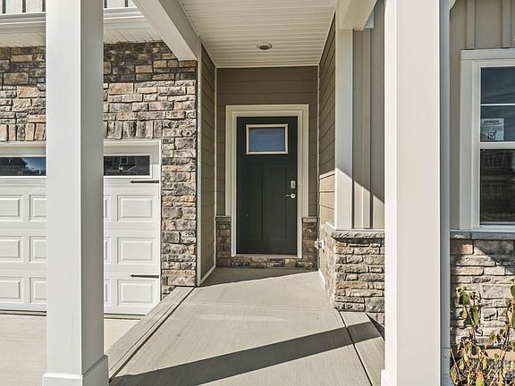 2nd image of 7935 Parsley Pl