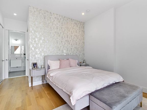 5th image of 806 Dekalb Ave #5C