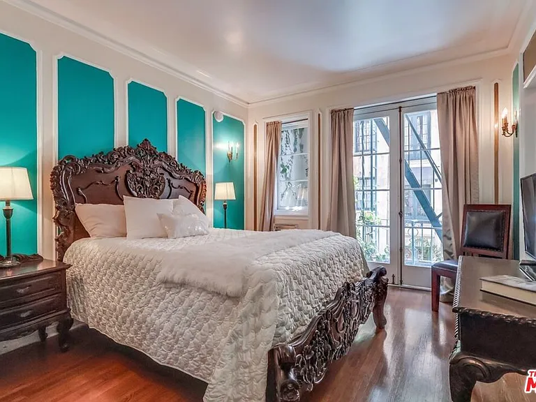 642 S Bronson Ave #207 — Photo 42