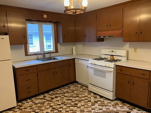 26 Springfield St #26 — Photo 14