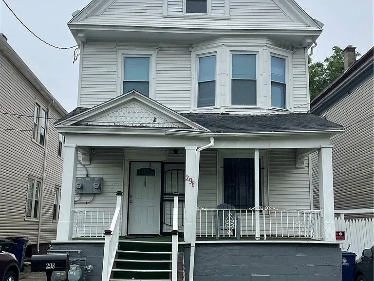 298 Winslow Ave #1 — Photo 1