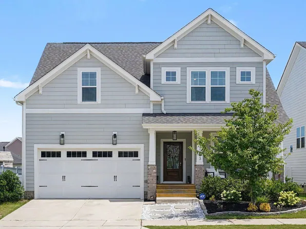 213 Thunder Forest Ln, Wendell, NC 27591