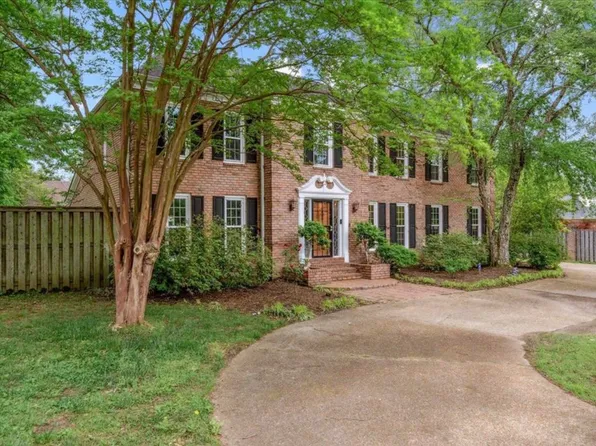 5961 Lake Tide Cv, Memphis, TN 38120