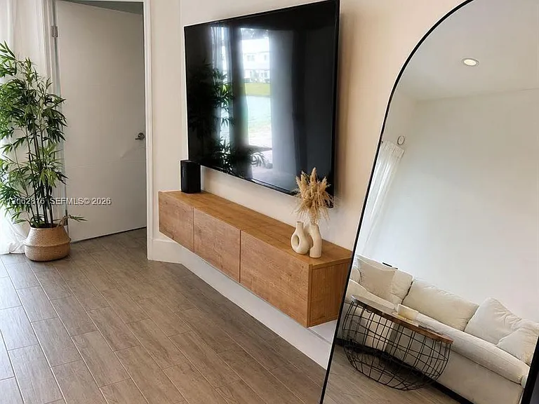 4926 SW 32nd Ave #136 — Photo 7
