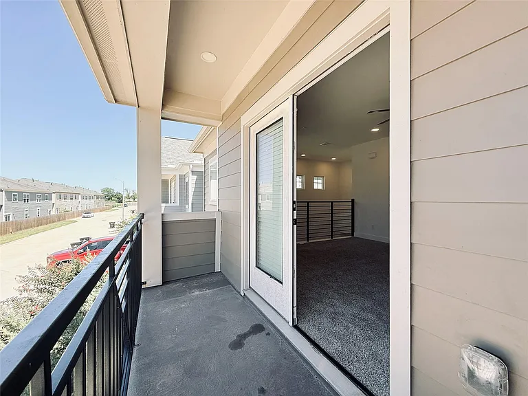 16575 Oasis Glade Dr — Photo 40