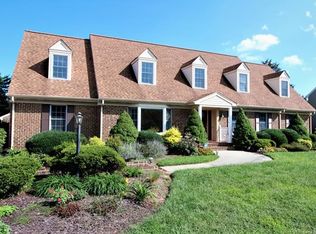 2893 Decatur Dr, Gloucester, VA 23072