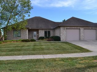 441 Timberview Dr, Marysville, OH 43040