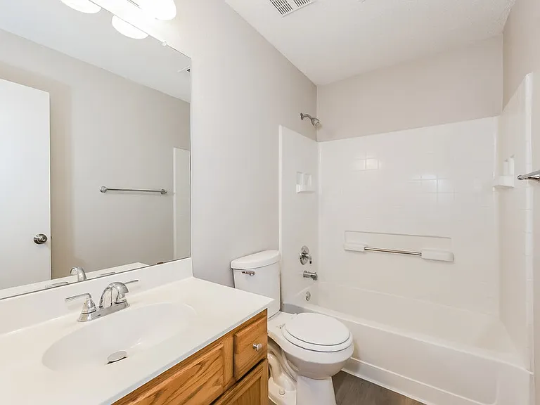 2628 Loch Wood Dr — Photo 15