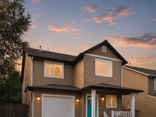 517 NW 152nd St, Vancouver, WA 98685