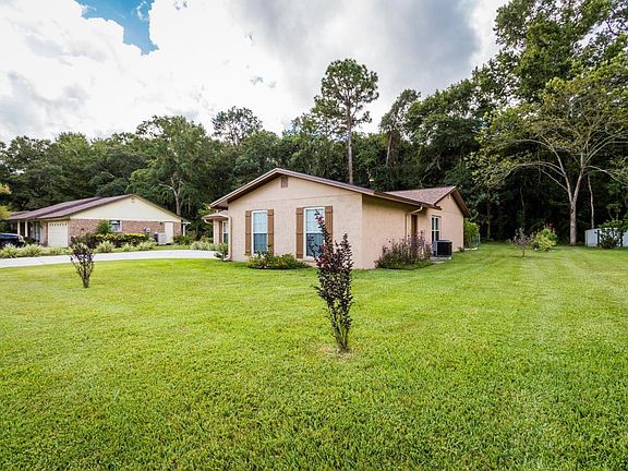3rd image of 1739 Poplar Dr