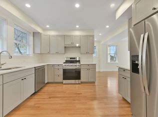 48 Manthorne Rd #1, West Roxbury, MA 02132