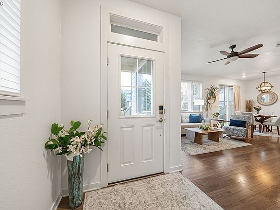 5th image of 6230 SE Genrosa St