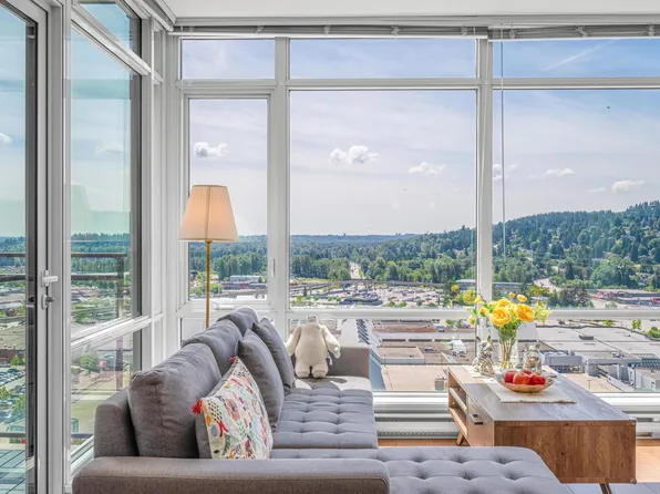2955 Atlantic Ave #2206, Coquitlam, BC V3B 0H9