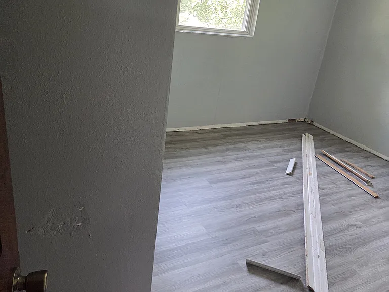 2217 Willow St — Photo 9