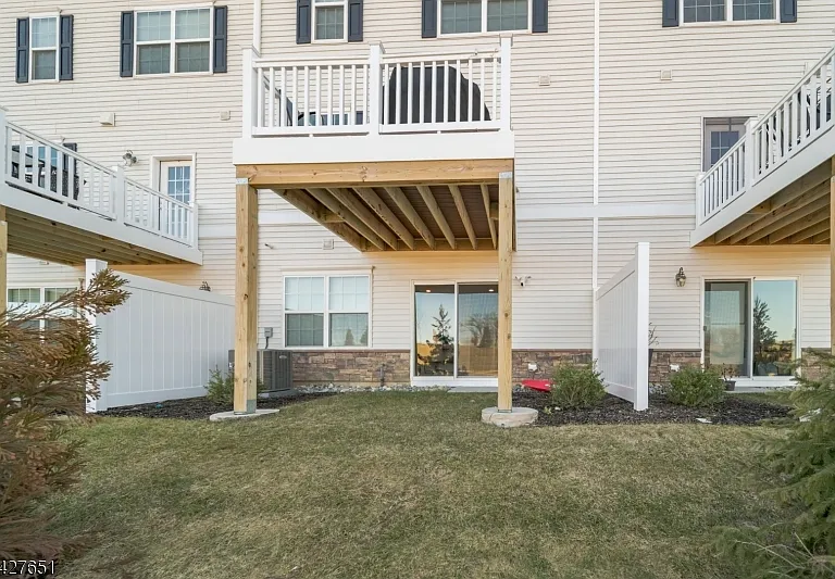 26 Colgate Dr — Photo 23