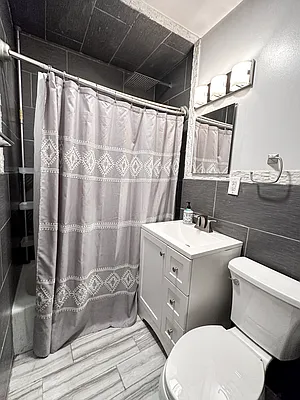 Rented by Highline Residential | media 7