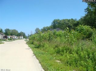 Elm St, Sheffield Lake, OH 44054