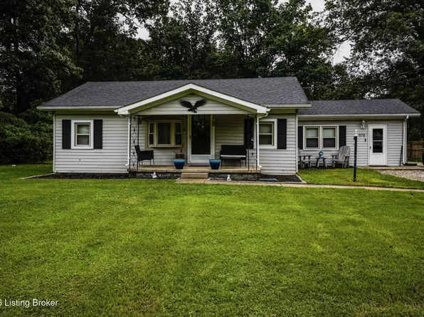 978 Raymond Rd, Shepherdsville, KY 40165