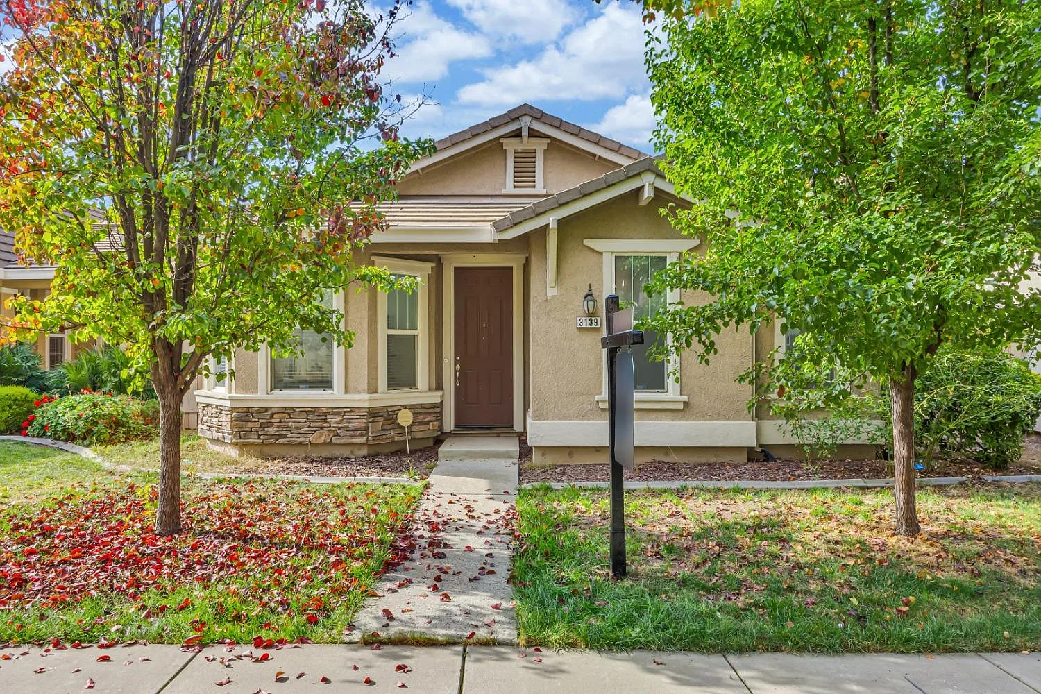 3139 Brunnet Ln photo 1