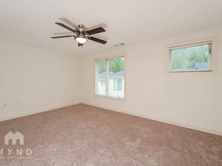 1379 Stirling Cir NW — Photo 10