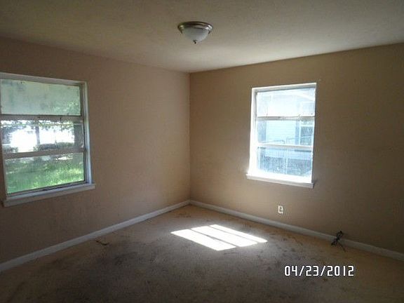 5th image of 12160 Dandridge Dr