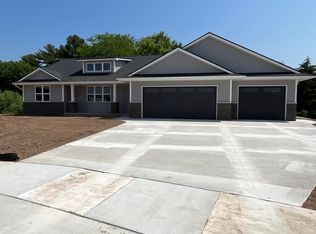 4500 Paul Ct, Green Bay, WI 54313