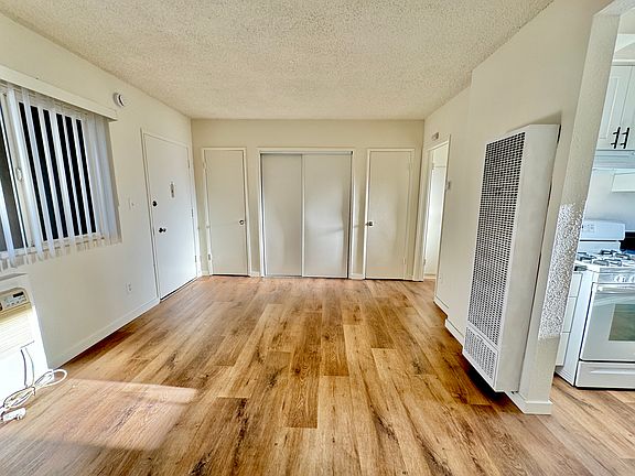 5th image of 8750 Woodman Ave APT 1