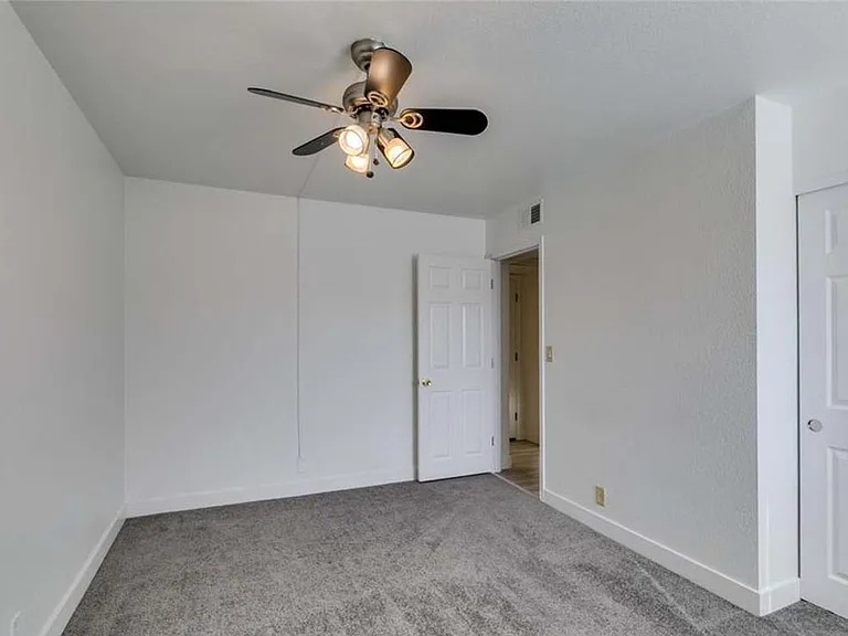 5260 River Glen Dr #268 — Photo 25