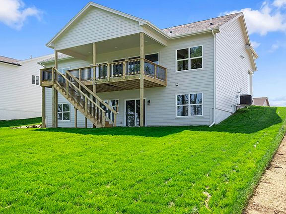 4th image of 511 E Vista Lake Ave