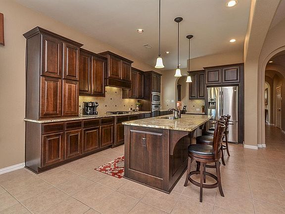 4th image of 17402 Hanoverian Dr