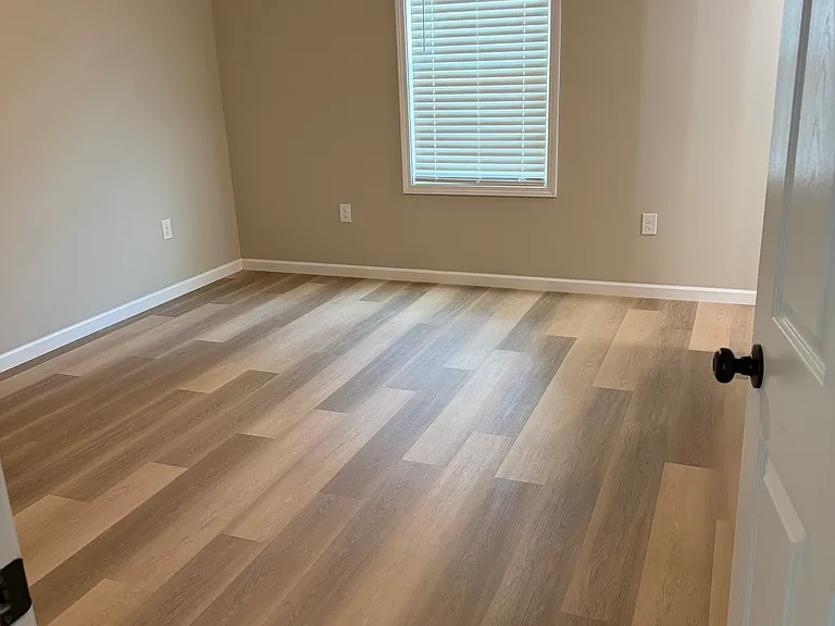 836 Truman St — Photo 8