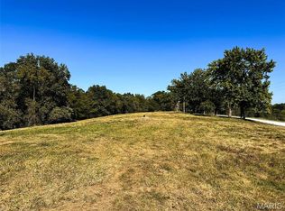 1735 Tickridge Rd, Elsberry, MO 63343