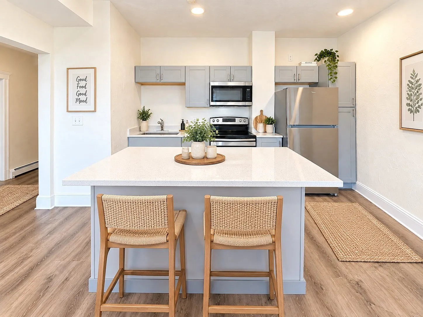 2 bed, 1.0 bath, 1000 sqft, $2,550 — Photo 3