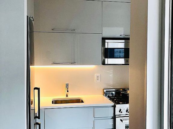 2nd image of 1160 3rd Ave APT 4G