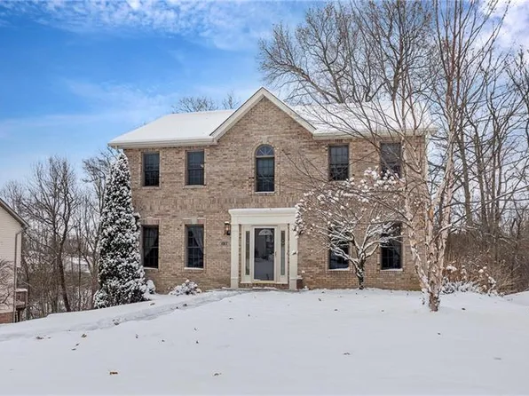 1067 Redoak Dr, Harrison City, PA 15636