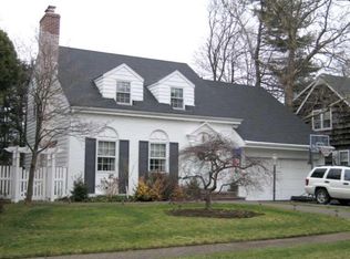 3 Dover Ave, Garden City, NY 11530