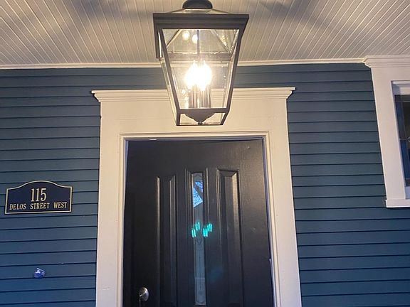 4th image of 115 Delos St W