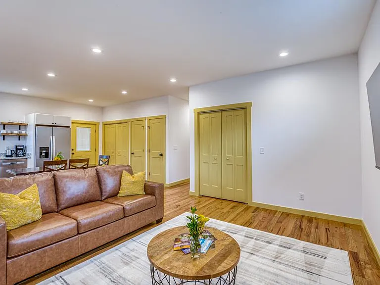 7 Sylvanella Ln — Photo 73