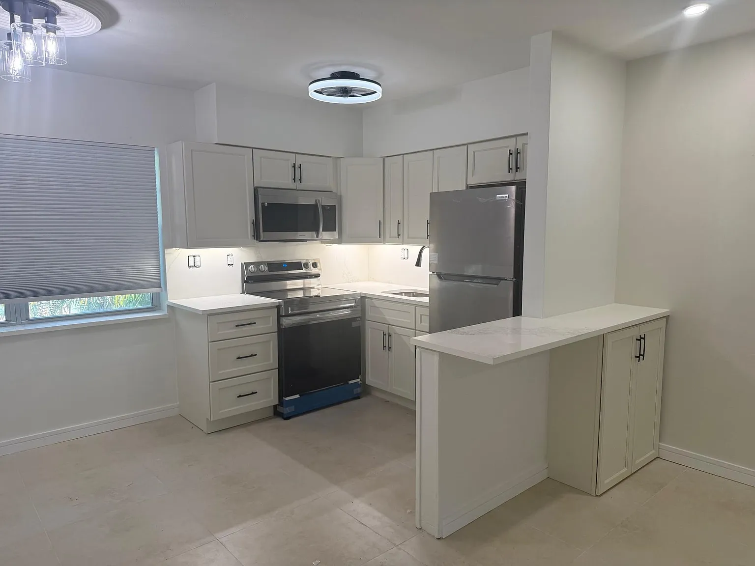 1 bed, 1.0 bath, 6226 sqft, $1,800 — Photo 4