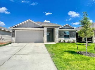 110 Krause Springs Dr, Hutto, TX 78634