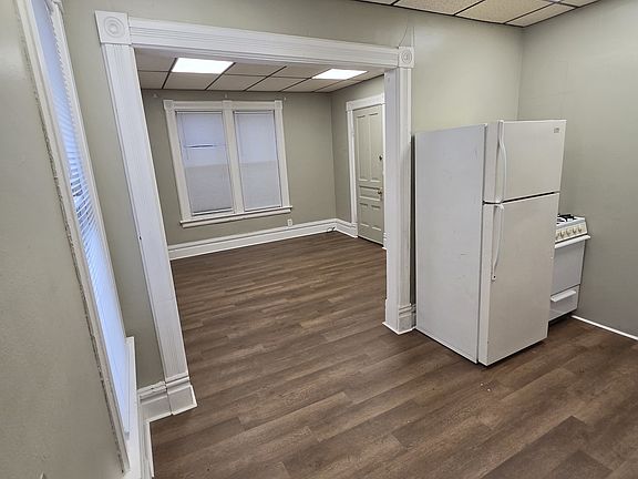 4th image of 626 Forest St APT 2